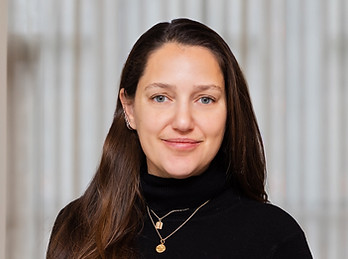 Alanna Headshot_resized.JPG